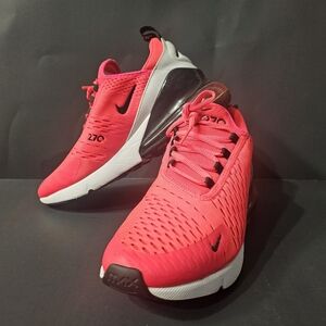 Women's Airmax 270 size 8.5